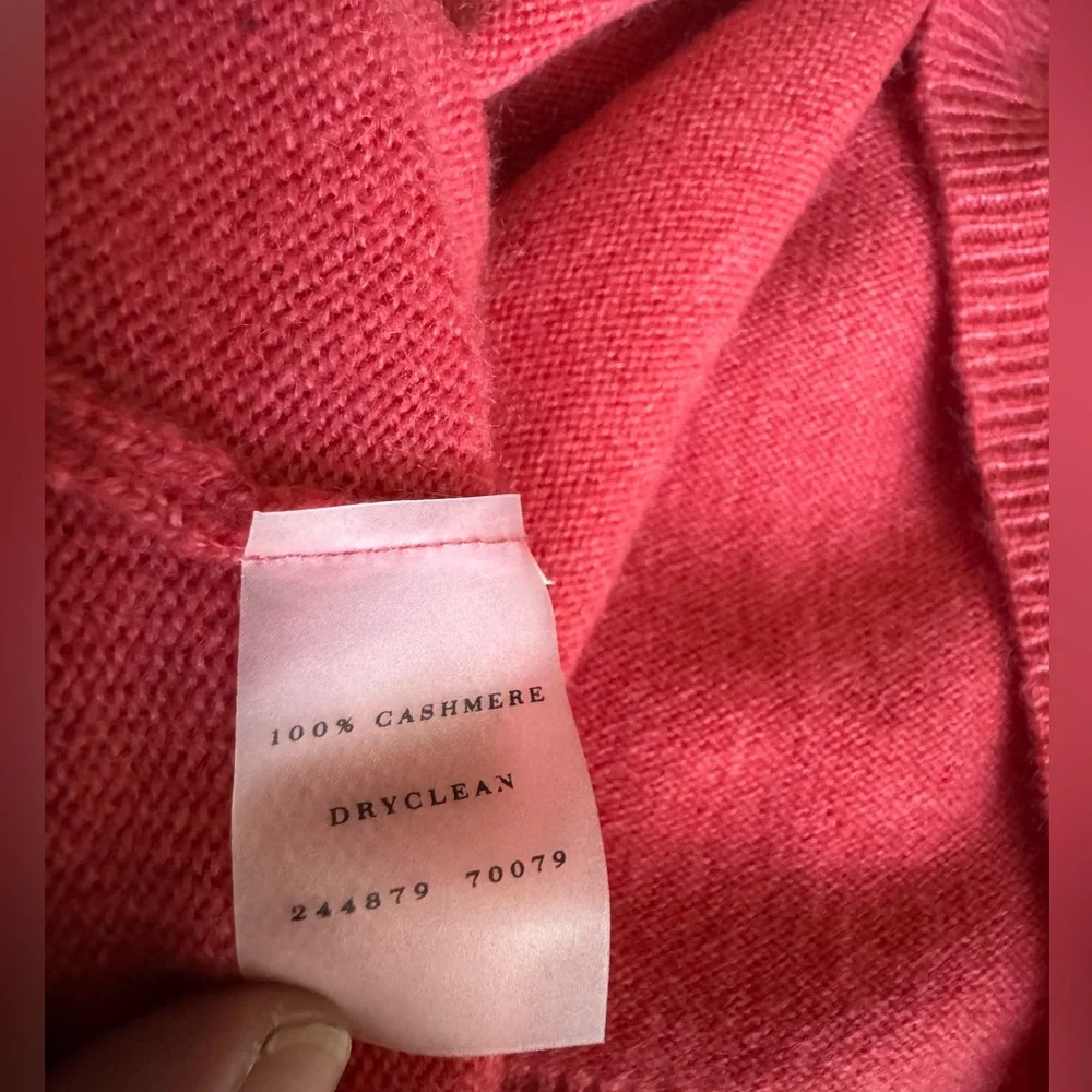 Ann Taylor Cashmere V-neck Sweater - Picture 4 of 4
